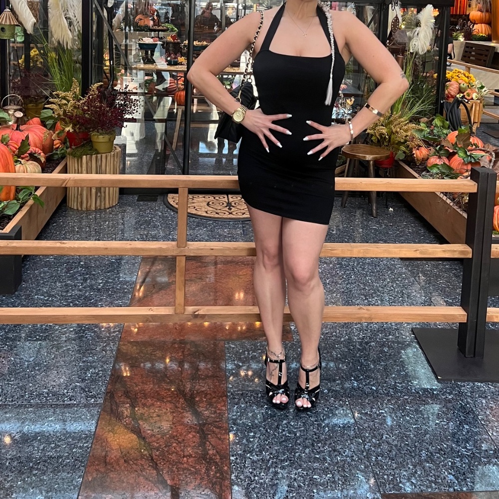 Fashion Nova Black Body Con Halter Mini Dress
